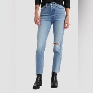 Levi’s Wedgie Straight Distressed Jeans Size 25